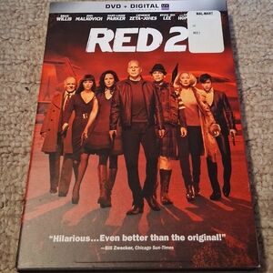 RED 2 on DVD Bruce Willis
